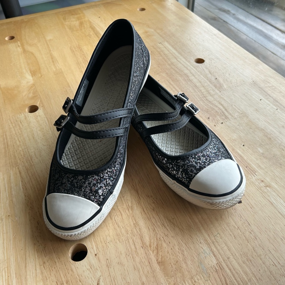 Black and White Women's Mary Jane Shoes